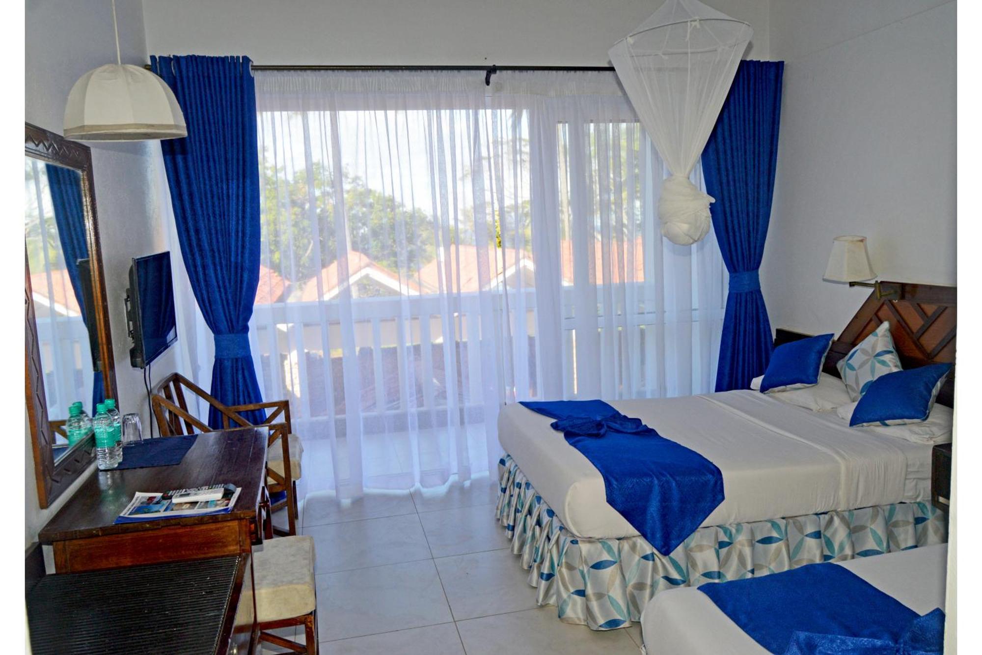 Mombasa Beach Hotel エクステリア 写真