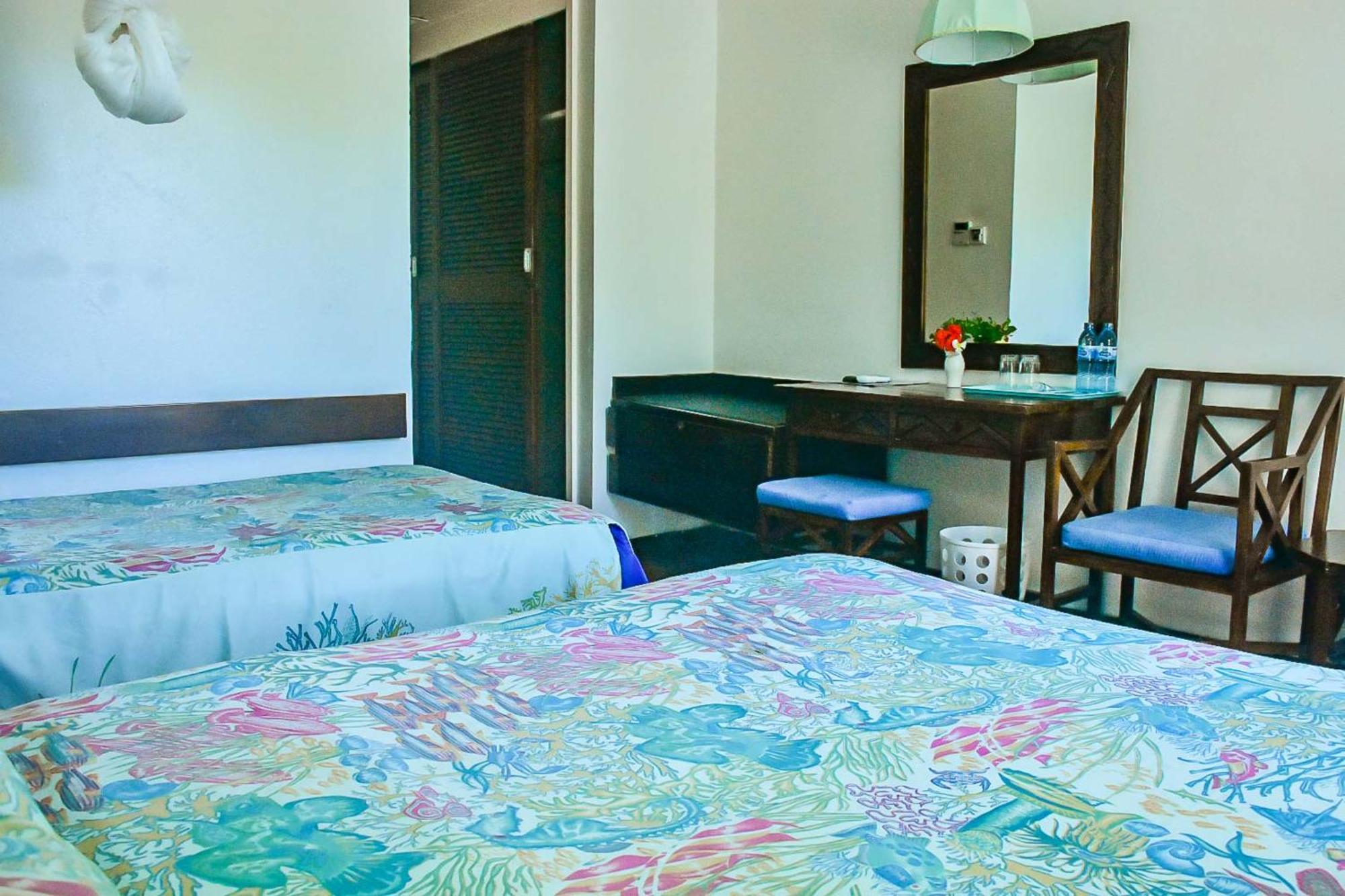 Mombasa Beach Hotel エクステリア 写真