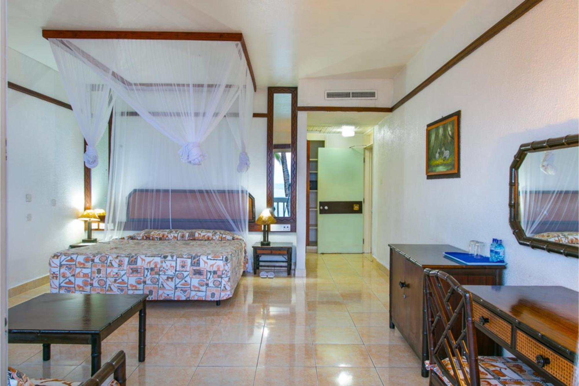 Mombasa Beach Hotel エクステリア 写真